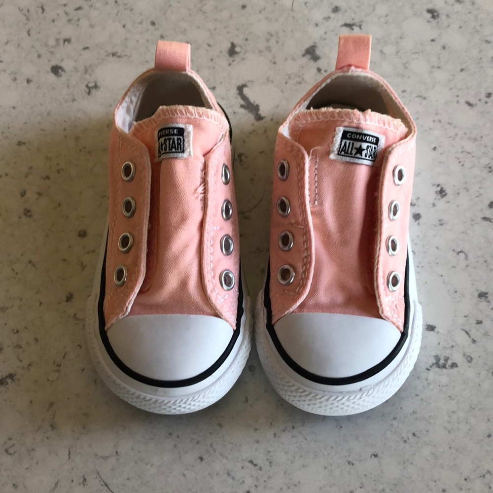 Peachy pink toddler girls Velcro converse size 6
